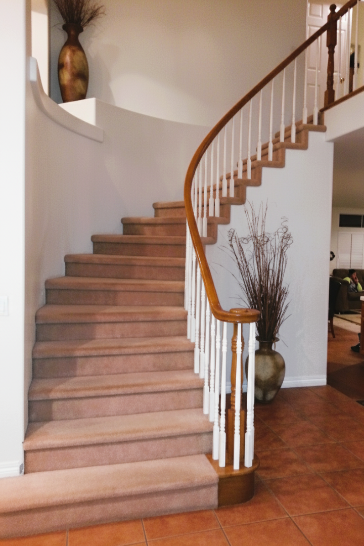 SW Before Stairs